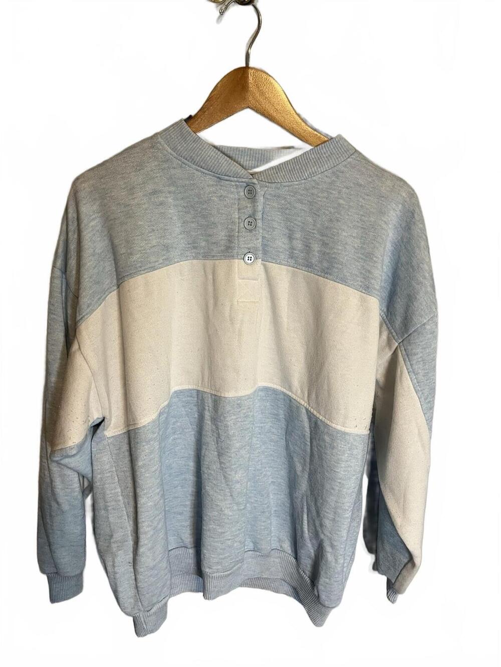 Vintage Women’s Colorblock Street wear Blue White Henley Sweatshirt 90s Granny